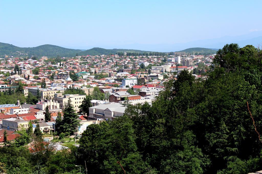 Argopalace Koetaisi Buitenkant foto