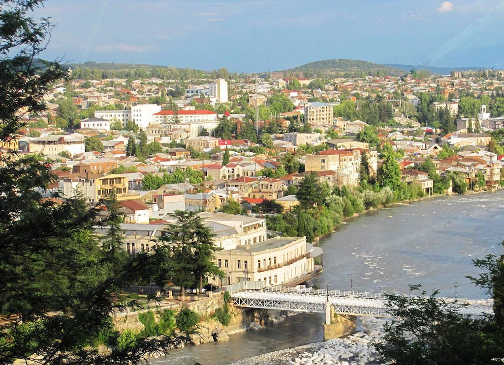 Argopalace Koetaisi Buitenkant foto